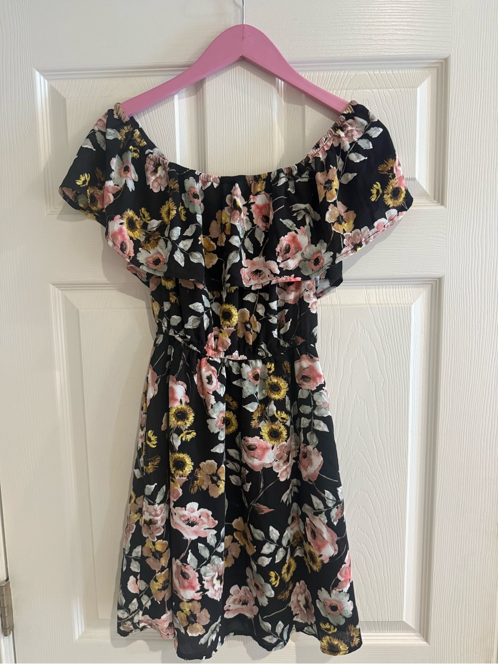 Womens Black Floral Off-Shoulder Dress